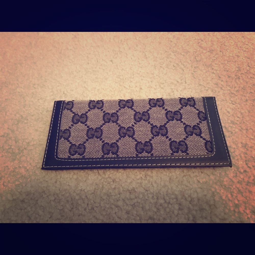 Gucci checkbook cover/wallet
